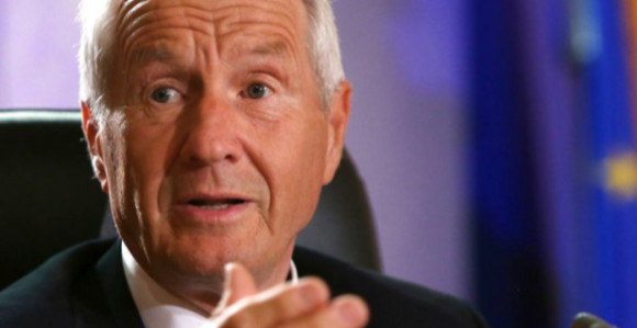 Бивши норвешки премијер покушао самоубиство због везе са Епстином