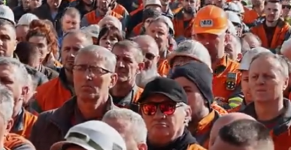 Протест радника Нове Жељезаре Зеница: Пријети гашење!