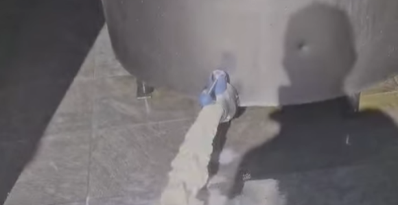 Laktaši, potresne scene: mlijeko teče u potocima