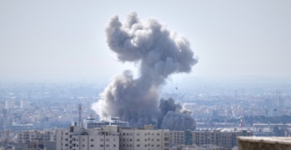 Napadnut kompleks rukovodstva Irana u Teheranu