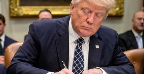 Иран посредно нудио преговоре САД након напада, Трамп одбио