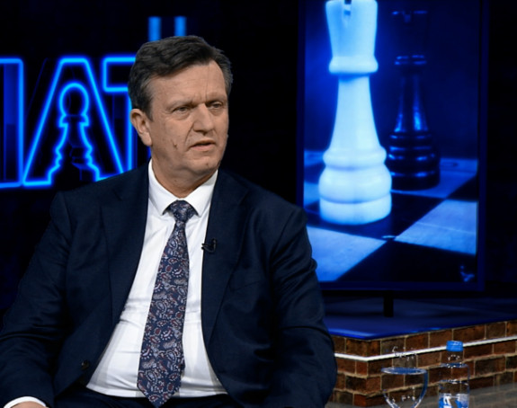 Dok vlast rasipa milione, građane čekaju poskupljenja i za njih nema novca ni robnih rezervi!