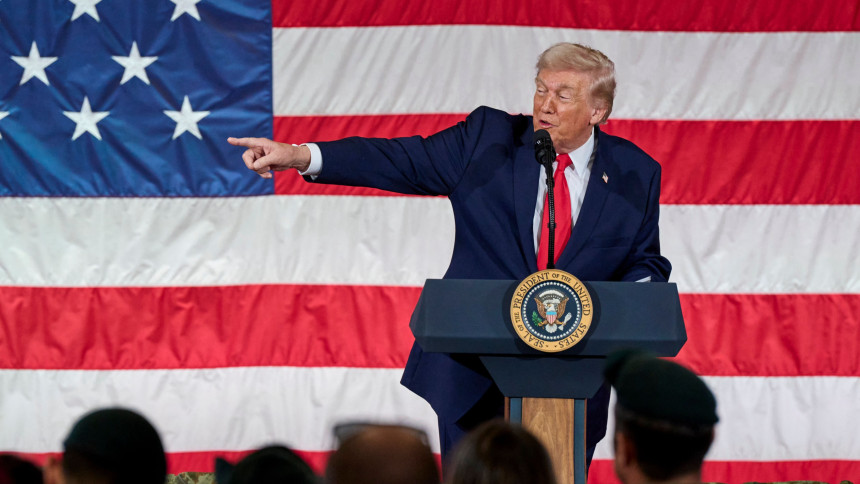 Tramp: Iran traži dogovor, ali je "malo zakasnio"