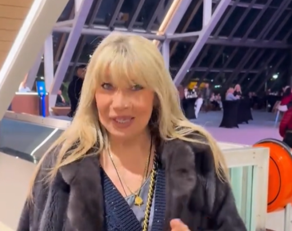 Lepa Brena nije čestitala Suzani rođenje unuke