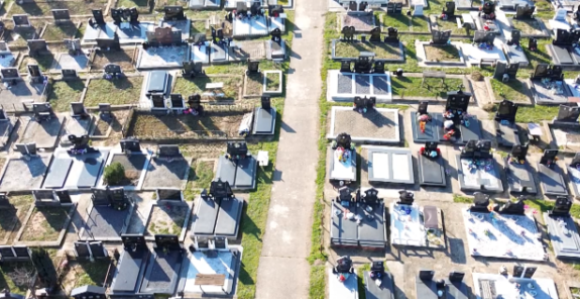 Stigao novi trend: QR kodovi na spomenicima