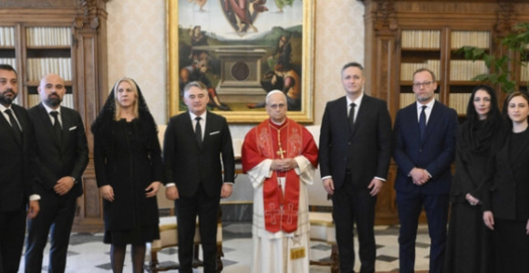 Predsjedništvo BiH kod pape: Visok nivo prijateljskih odnosa između BiH i Svete stolice