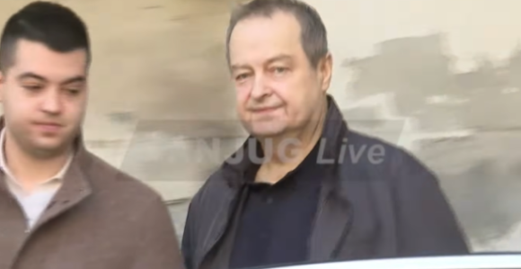 Ivica Dačić izašao iz bolnice nakon skoro dvije sedmice