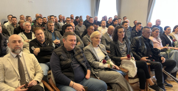 Stanivuković uručio rješenja o sufinansiranju sportskih organizacija