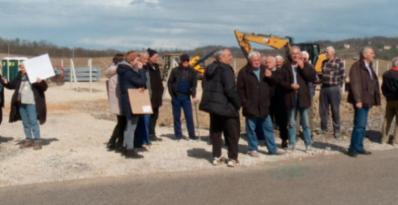 Mještani spriječili postavljanje solarnih panela