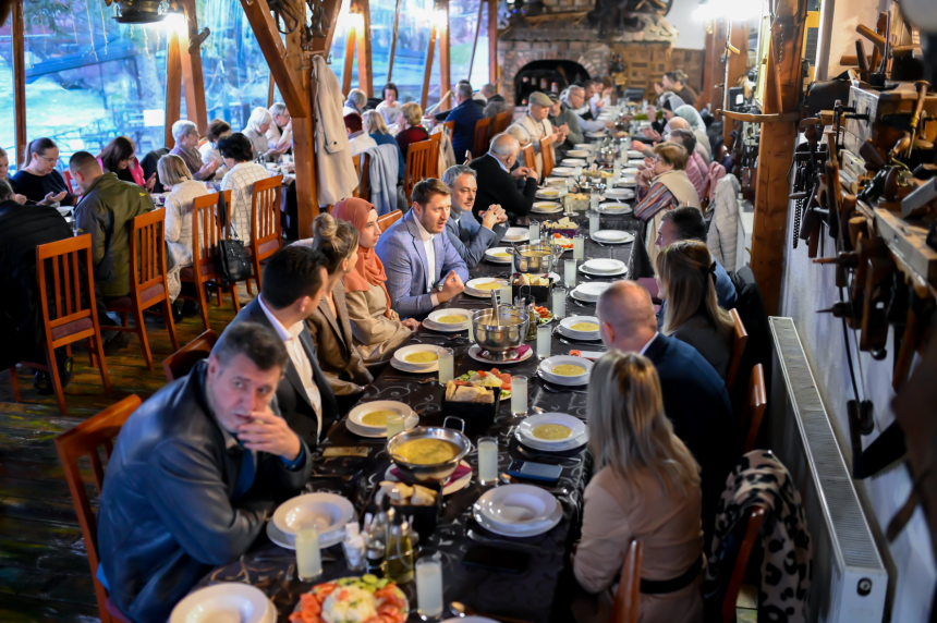 Компанија м:тел покровитељ и домаћин ифтара у Бањалуци