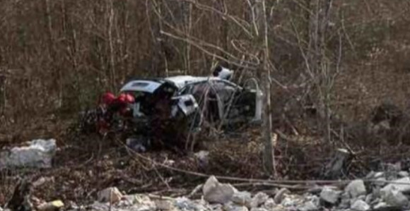 Возило из БиХ у провалији: Повријеђени родитељи и беба