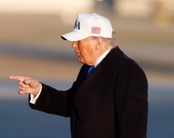 Трамп најавио отварање Ормуског мореуза