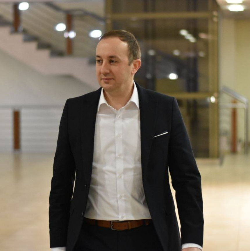 Минићева оставка ругање институцијама и народу Српске