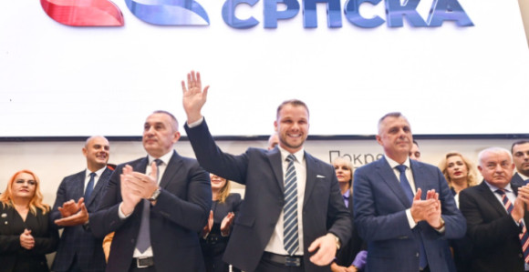 PSS: Ljudi, igrate se sa institucijama Republike Srpske