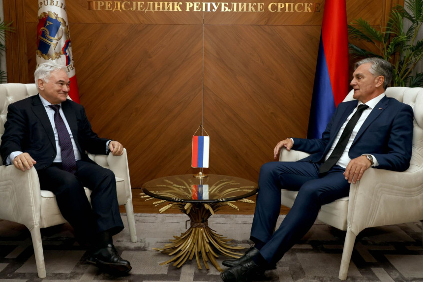 Каран срдачно са амбасадором Њемачке у Бањалуци