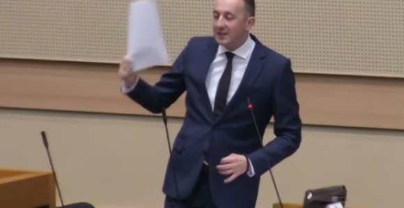 Бодирога: Величање усташтва на јавном мјесту треба да буде кажњено затвором до 5 година (ВИДЕО)