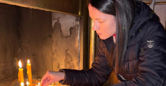 Тривићева прислужила свијећу за страдале у Мартовском погрому
