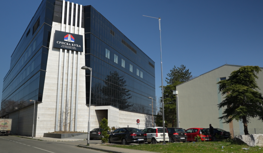 Афера "Српска кућа" у Брчком: Ко је добио 36 милиона КМ од Владе?!