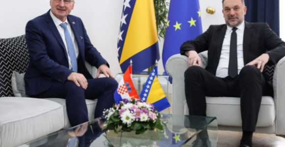 Konaković i Grlić Radman razgovarali i o prevoznicima