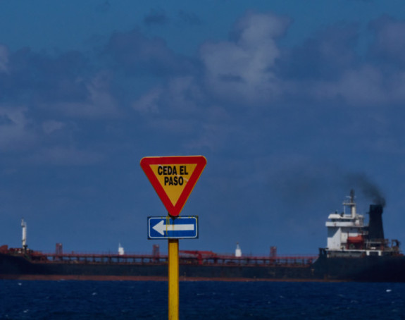 Ruski tanker plovi ka Kubi usred američke blokade