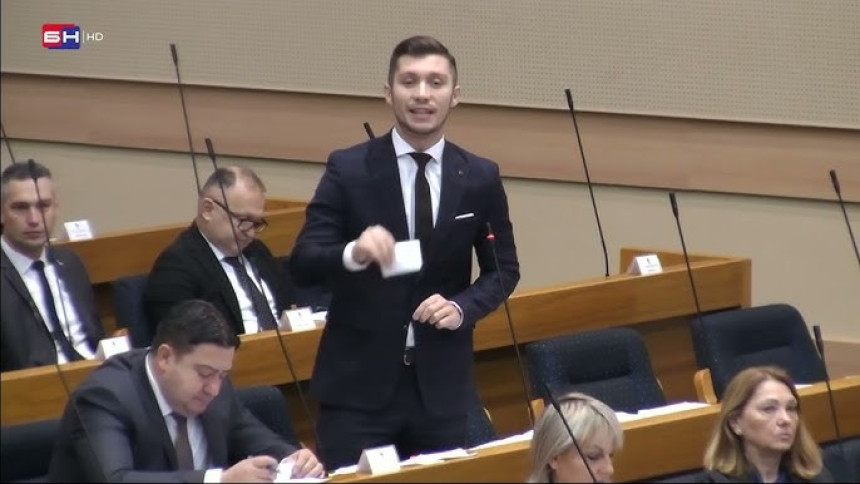 Kresojević: U laži su kratke noge, Miniću, održi riječ i idi!