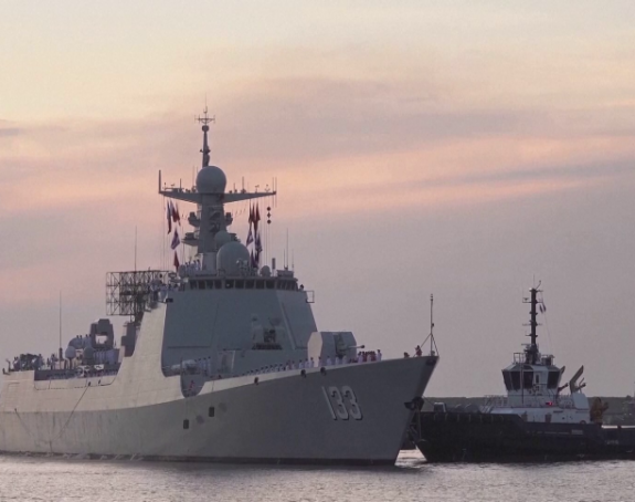 Najveći nosač aviona na svijetu vratio se u bazu na Kritu