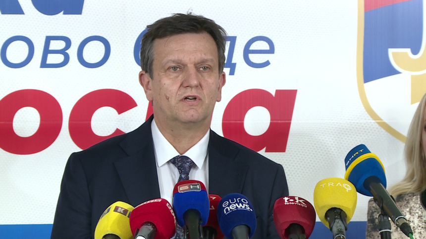 Blanuša najavio dijalog: Fokus ne smiju biti fotelje!