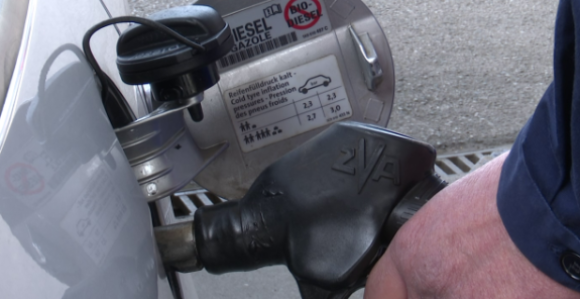 Рекордно висока цијена дизела у Калифорнији