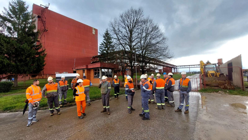 Павловић угасио рудник, радници у штрајку глађу