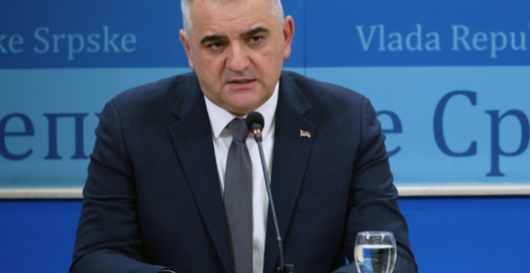 Srpska finansijski jaka, a građanima 10 feninga po litru