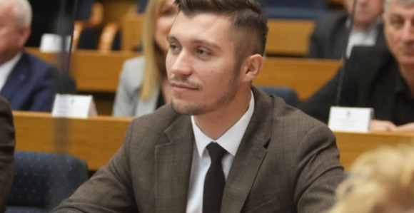 "Kockarska" Vlada - Oni kamatama brišu bolnice