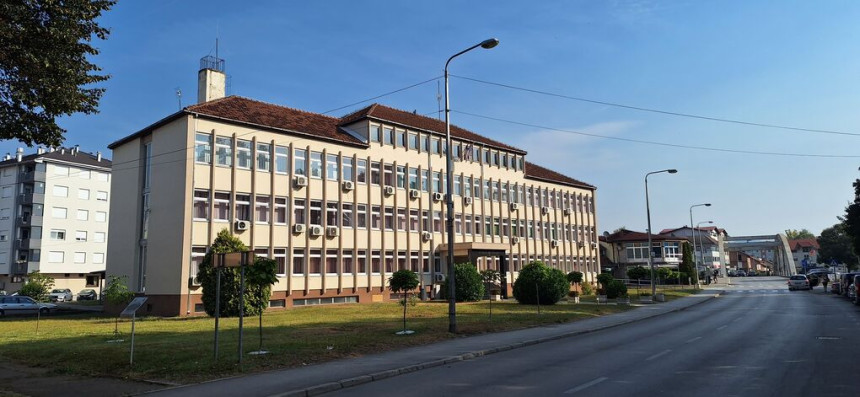 Voda, smeće i grijanje skuplji, građani ogorčeni