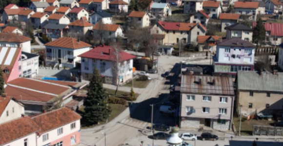 Власт Српске дијели милостињу: 35 општина на ивици опстанка