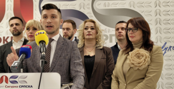 Pogubna politika vlasti SNSD-a došla na naplatu (VIDEO)