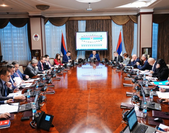 Pogledajte koliko zarađuju funkcioneri Republike Srpske