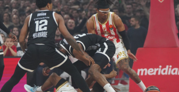 Партизан други пут у сезони побиједио Звезду у Евролиги