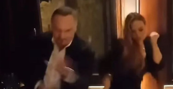 Jelena Tomašević i Knez nasmijali sve urnebesnim plesom