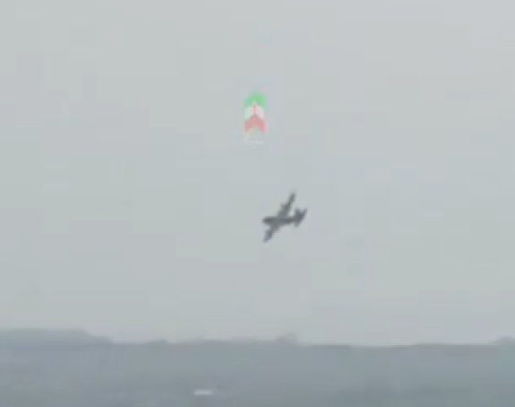 Амерички авион оборен изнад Ирана, трага се за пилотима