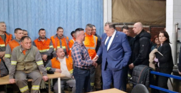 Kako je Vlada novcem građana "pokrila" obaveze privatnog "Pavgorda"?