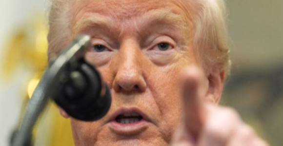 Трамп тврди да су у току жестоки преговори са Ираном