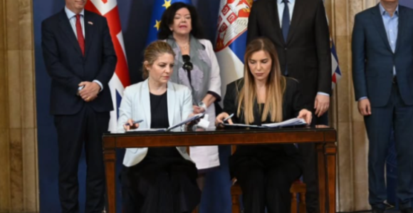 Вучић: Обезбијеђени су најбољи лијекови за најтежа обољења