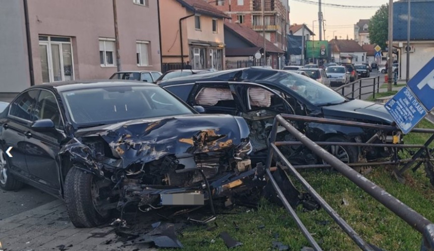 Haos u Bijeljini: Pijani vozač udario u tri automobila