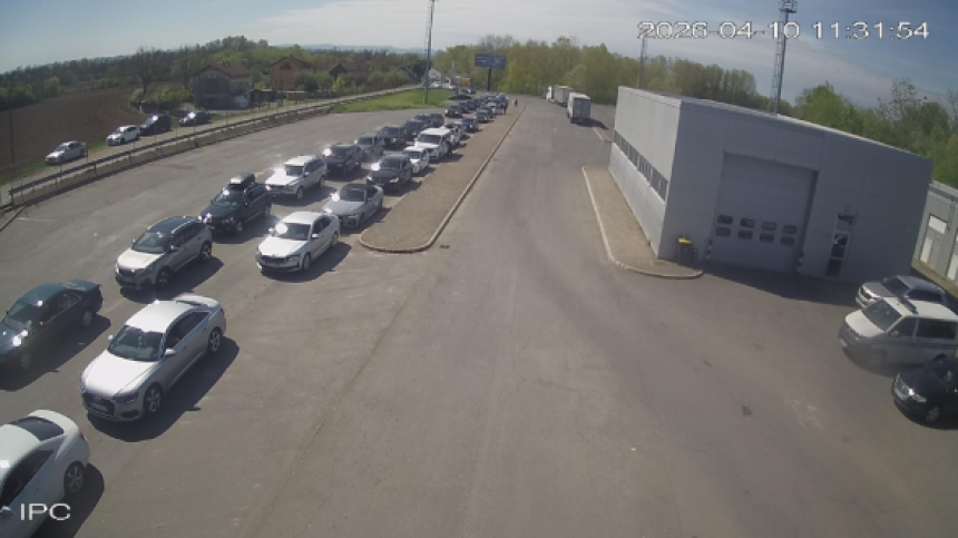 Нови систем направио хаос на многим граничним прелазима