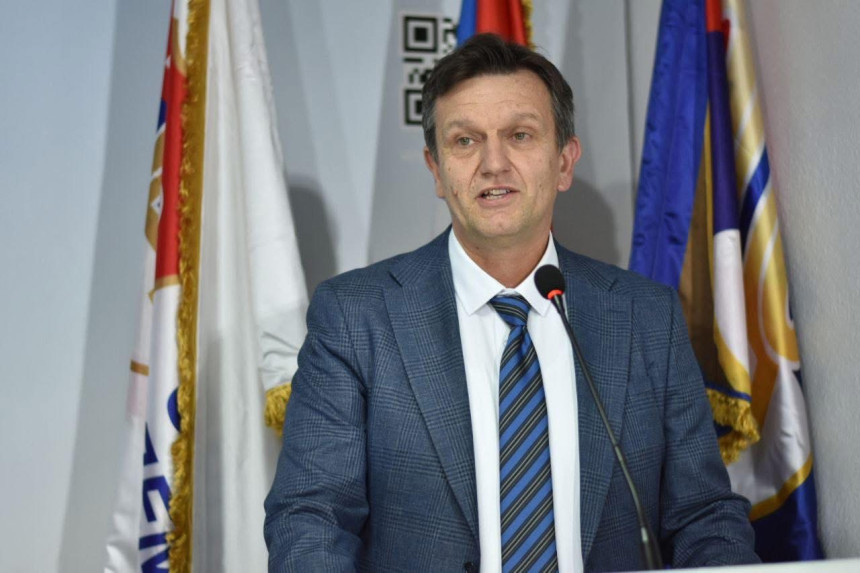 Предсједник СДС-а честитао највећи празник - Васкрс