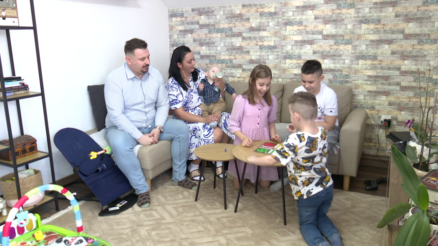 Упознајте породицу Симић из Бијељине и њихово топло гнијездо