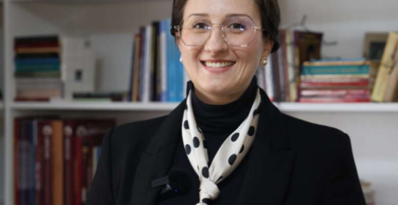 Popadija i doktorica anđeoskog glasa - Nikolina Rosić