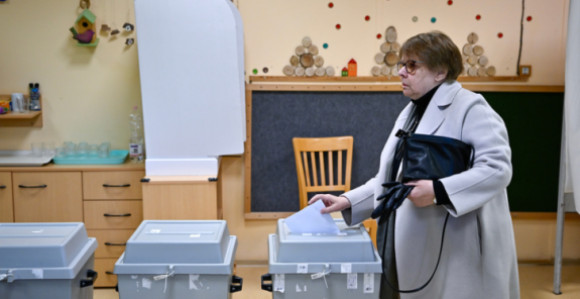 Mađari biraju: Glavni rivali Orbanov Fides i Mađarova Tisa