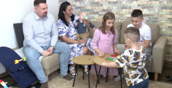 Upoznajte porodicu Simić iz Bijeljine i njihovo toplo gnijezdo