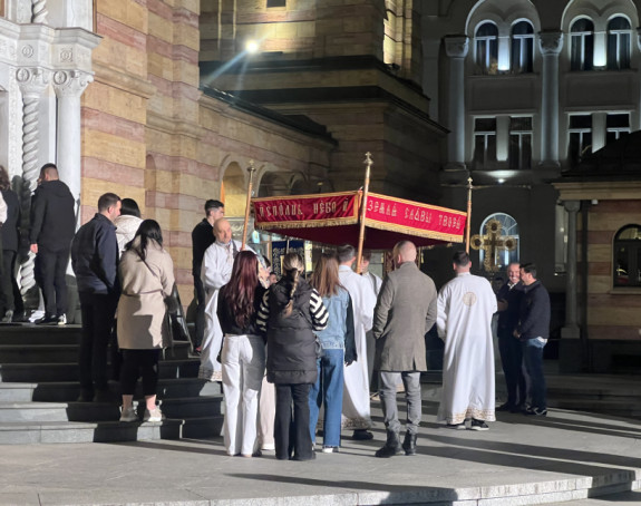 U Hramu Hrista Spasitelja služena ponoćna liturgija