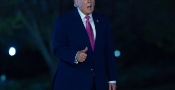 Трамп запријетио Ирану у вези са Ормуским мореузом